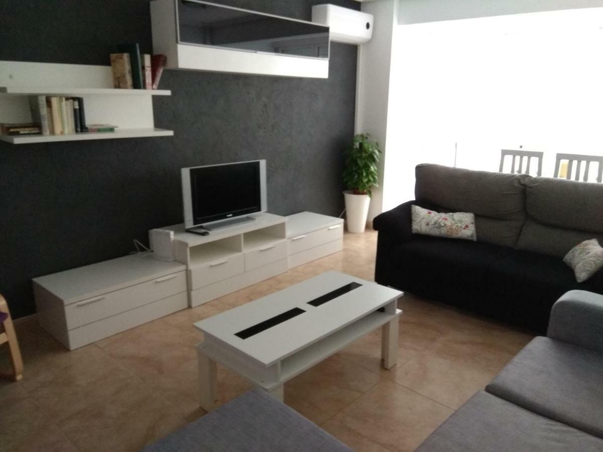 Piso Almeria Playa المظهر الخارجي الصورة